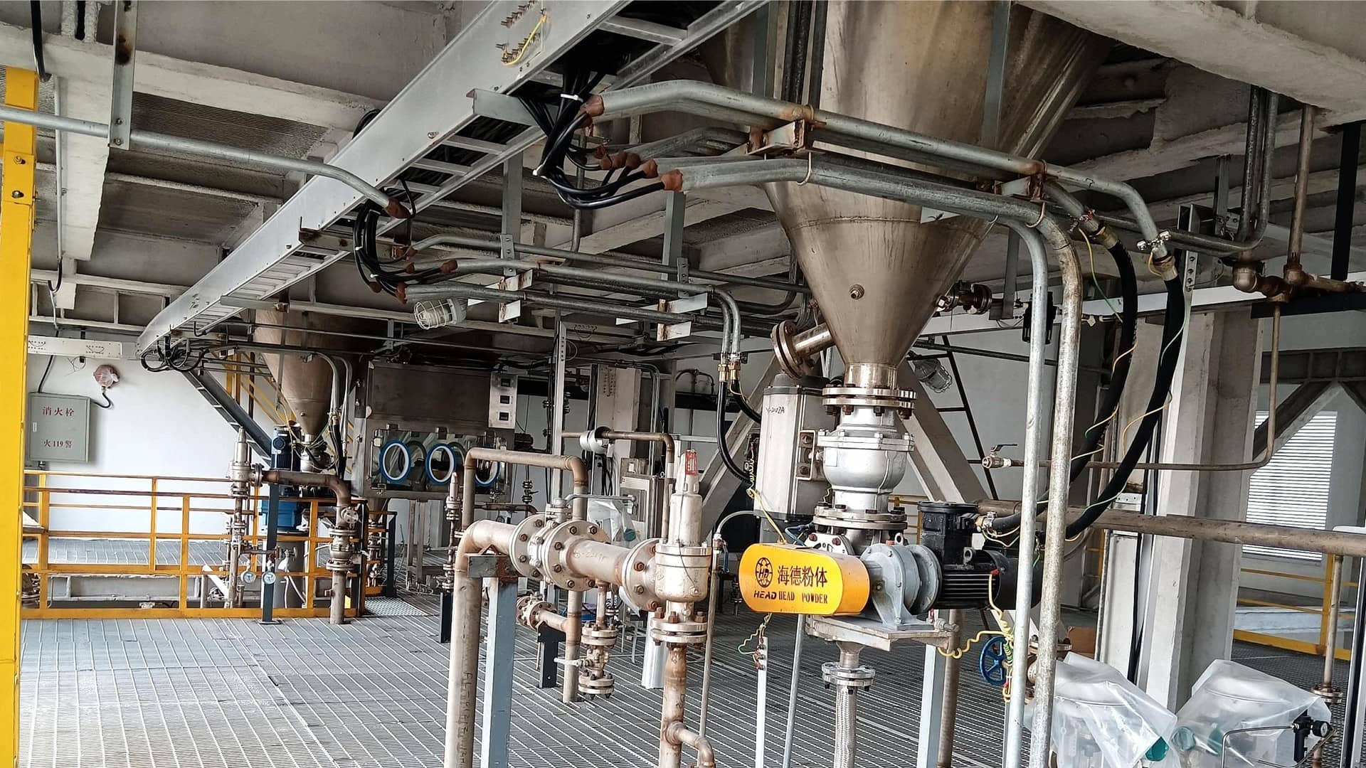 水泥顆粒氣力輸送機(jī)特點(diǎn)及工作原理是什么？(圖3)